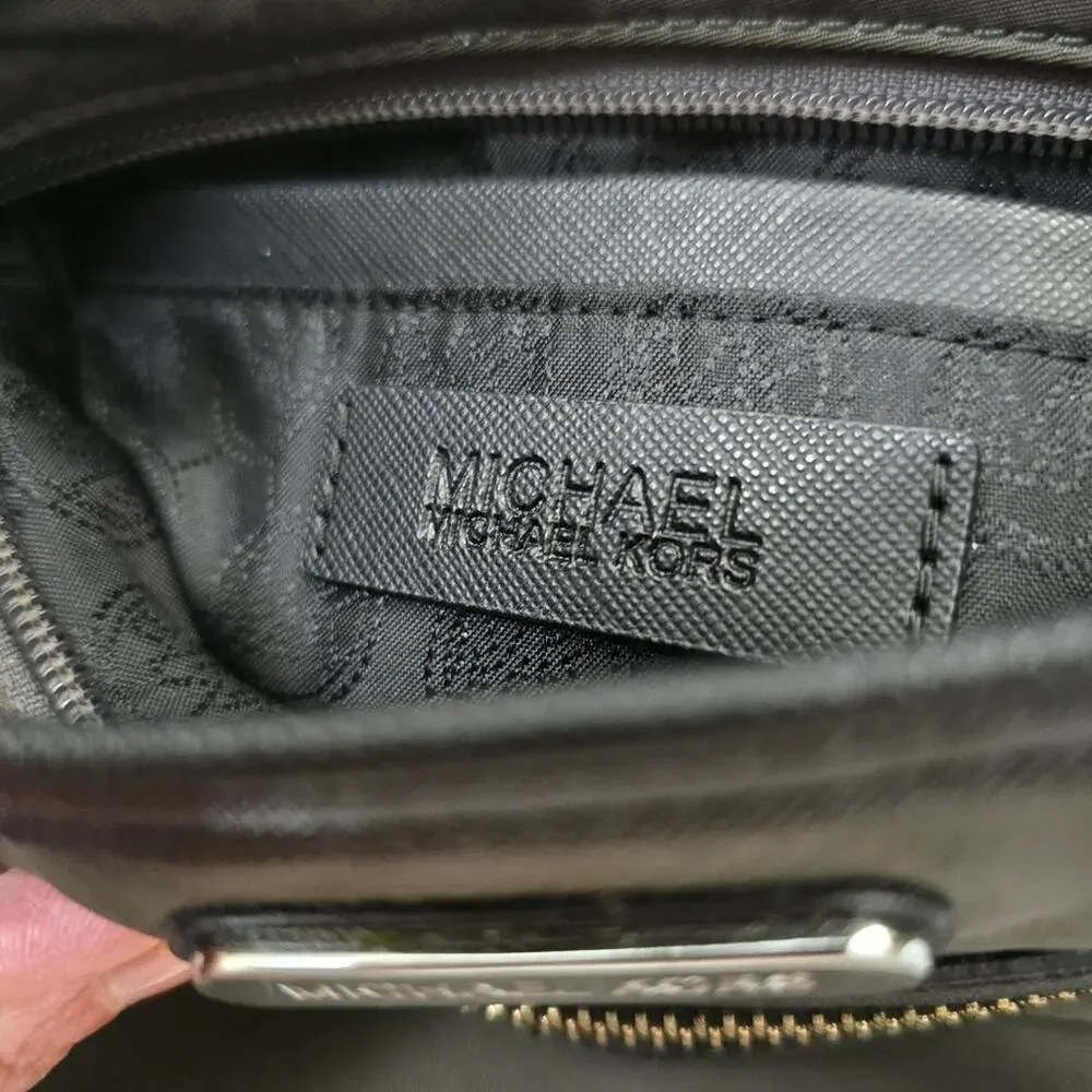 Michael Kors Kempton Nylon Crossbody Bag Dark Charcoal Gray Zip Closure Travel